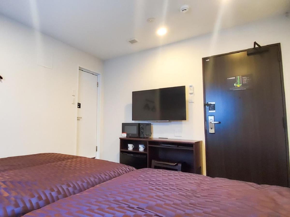 Hotel Livemax Yokohama Stadium Mae Eksteriør bilde