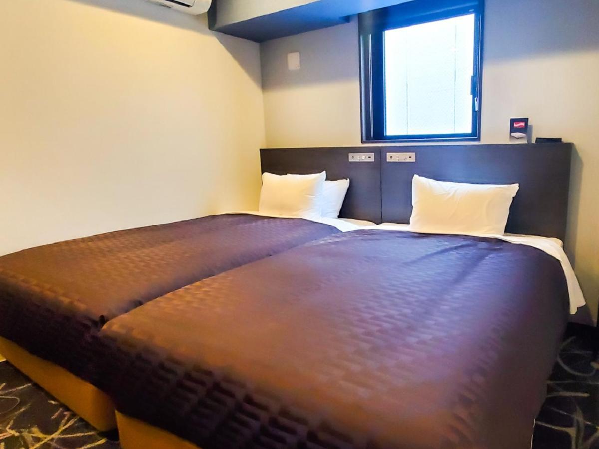 Hotel Livemax Yokohama Stadium Mae Eksteriør bilde